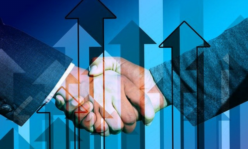 The Benefits of Working with a Fractional COO