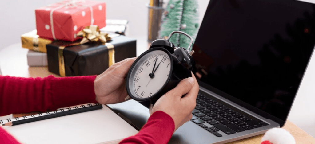 Navigating Employee Time-Off Requests and Maintaining Productivity During the Holidays